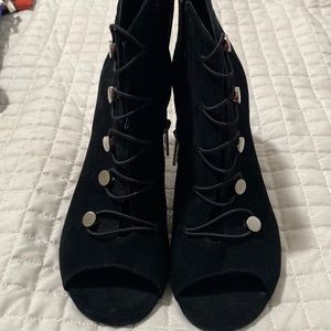 Charles Davis booties